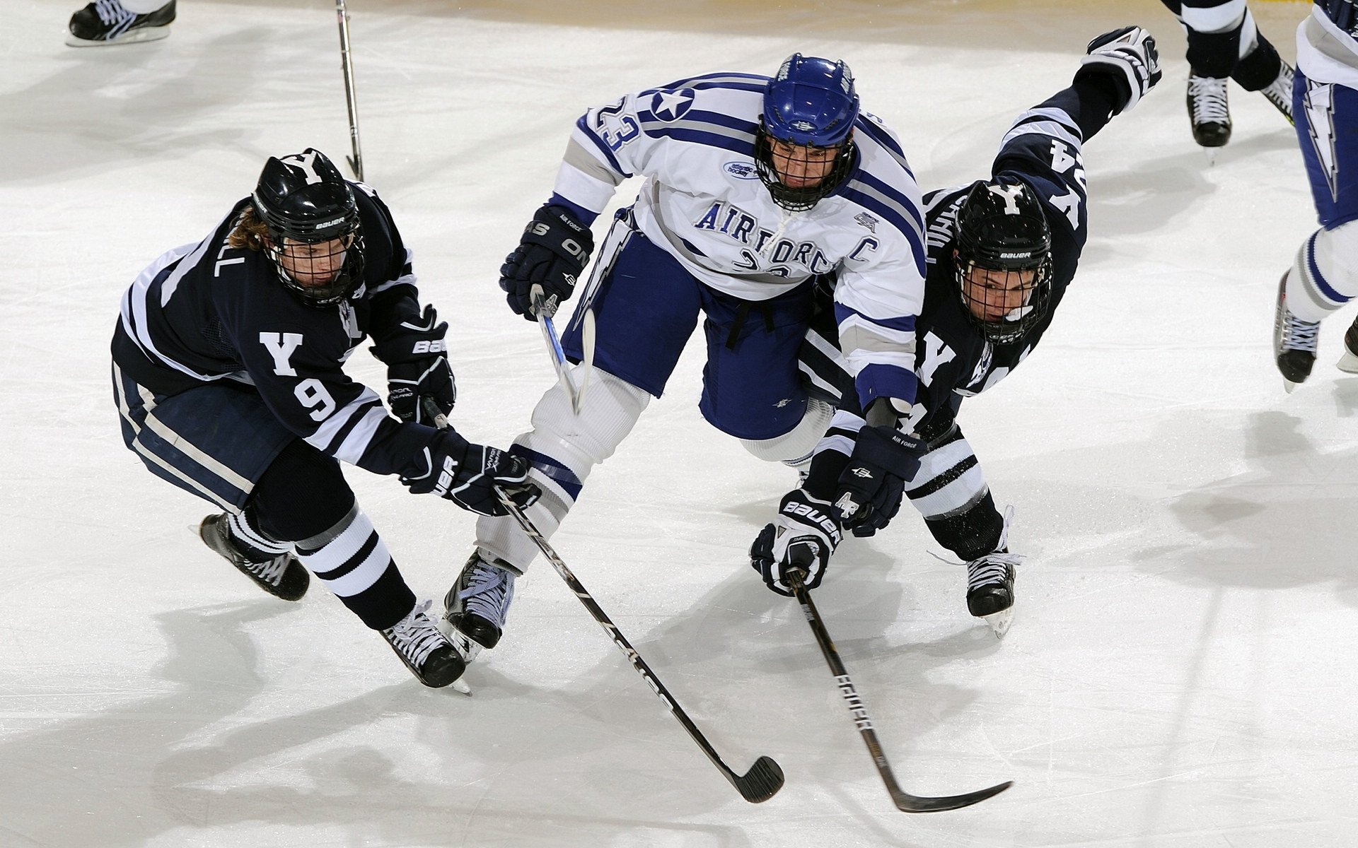 乌干达女篮在非洲锦标赛中不断提高，为奥运目标努力