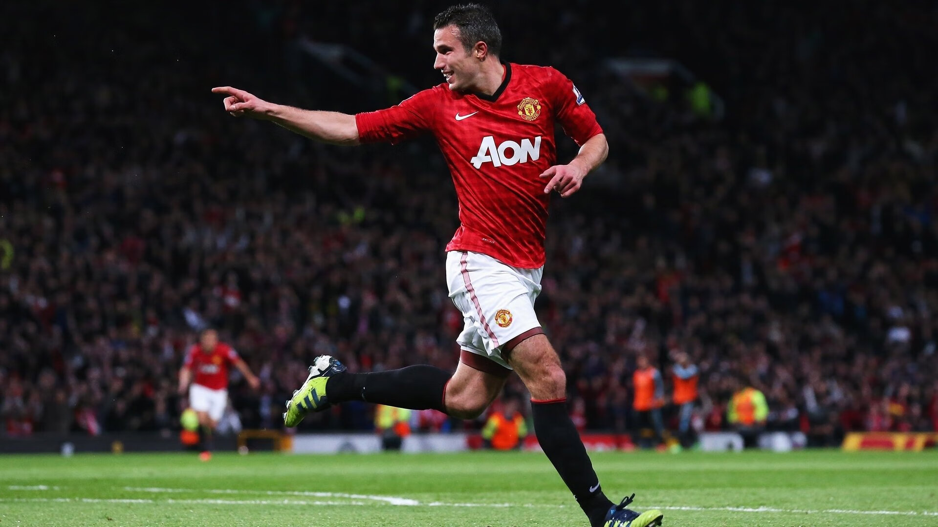 比赛瞬间回放：那些令人振奋的关键突破！，赛事精彩瞬间